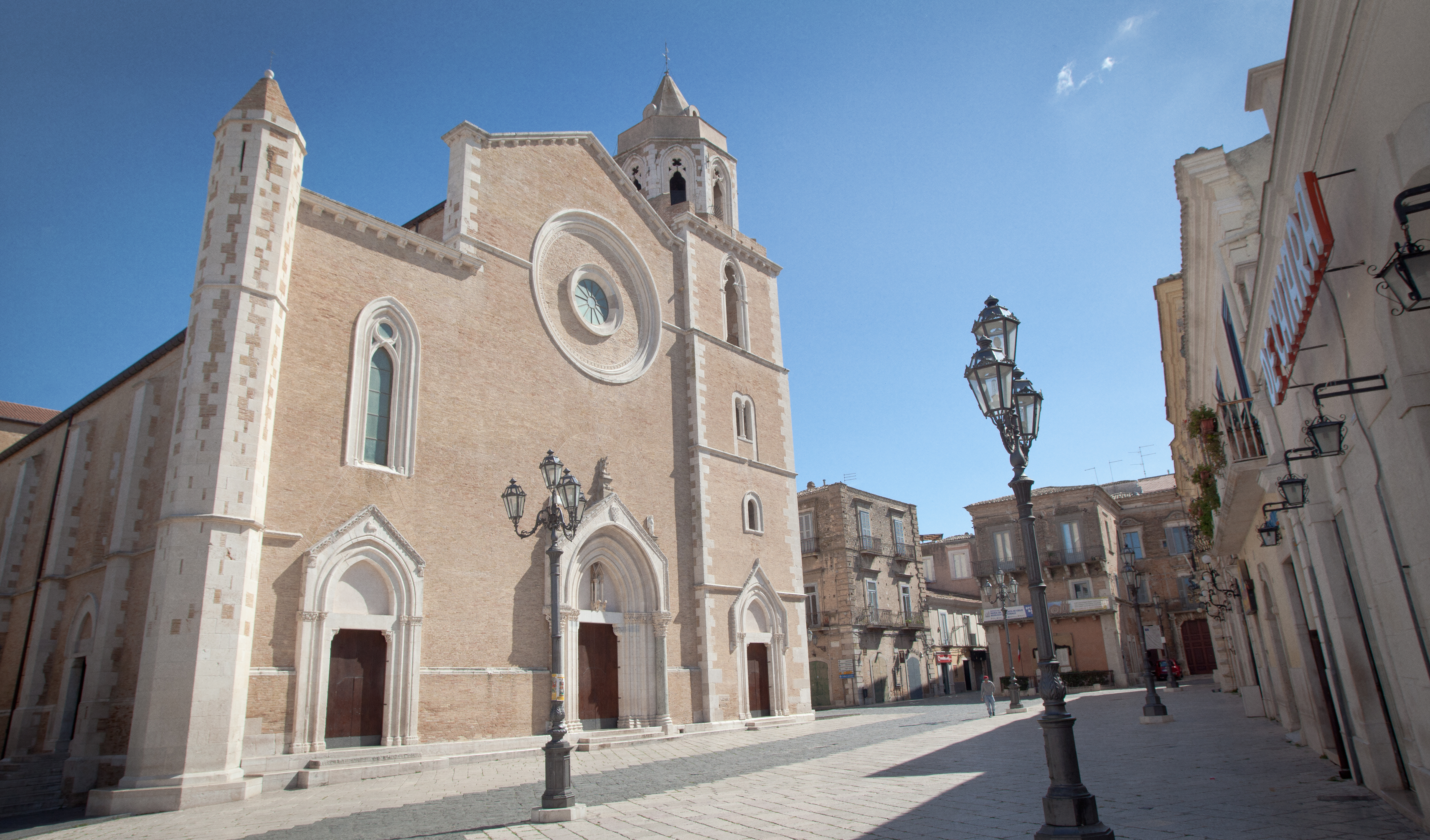 Lucera1